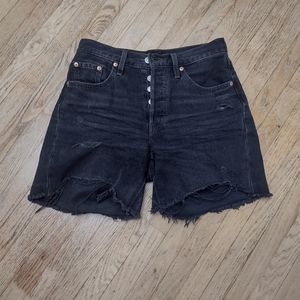 Levi's 501 mid thigh shorts size 25
